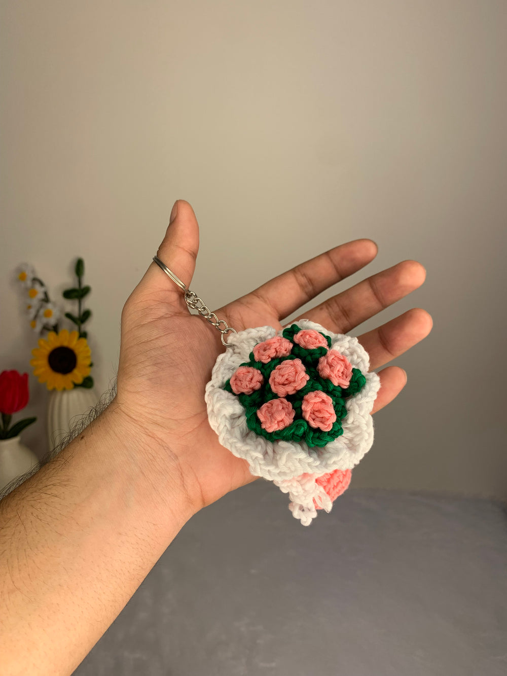 Rosy Mini Bouquet Charm 🌸🎀